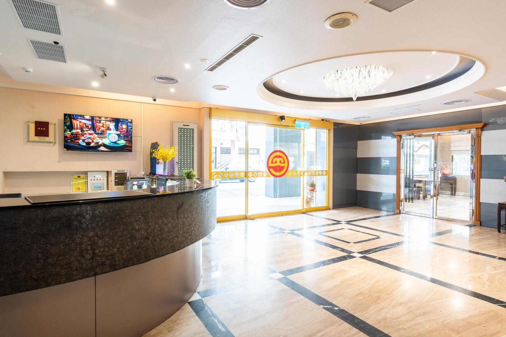 Etung Hotel Taichung Exterior foto