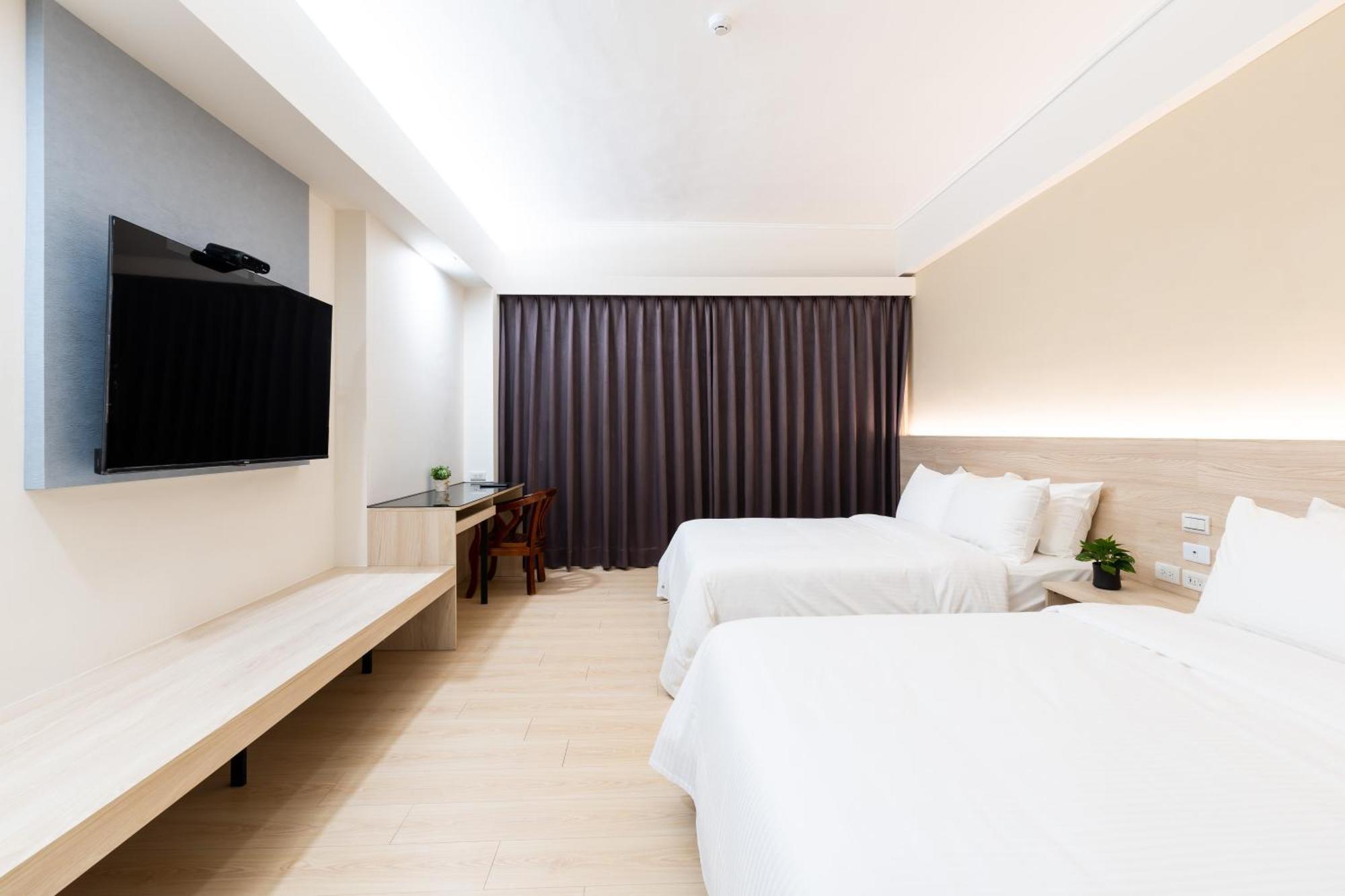 Etung Hotel Taichung Exterior foto