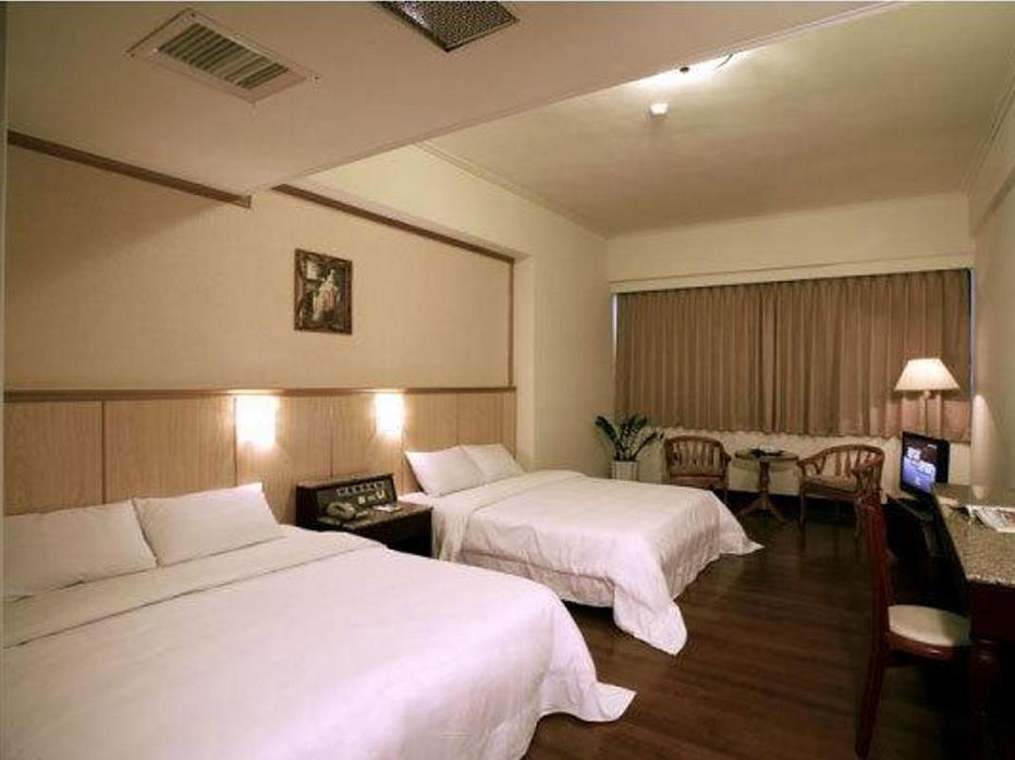 Etung Hotel Taichung Exterior foto